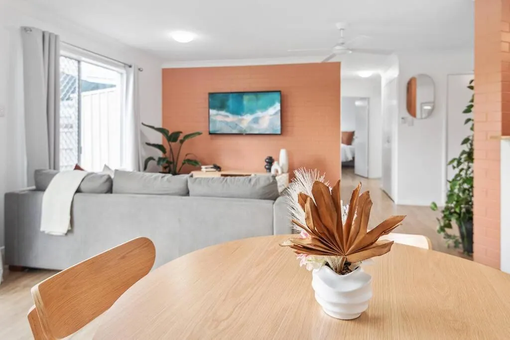Pet & Family Friendly Central Maroochydore Apartment
